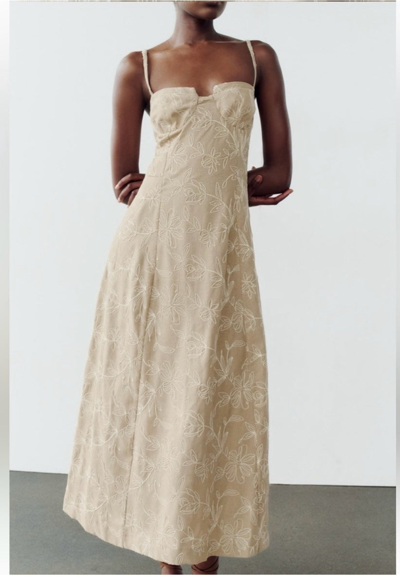 NWT Zara SS24 Embroidered Floral Midi Dress Ecru/Beige Wmns Sz M 3447/682