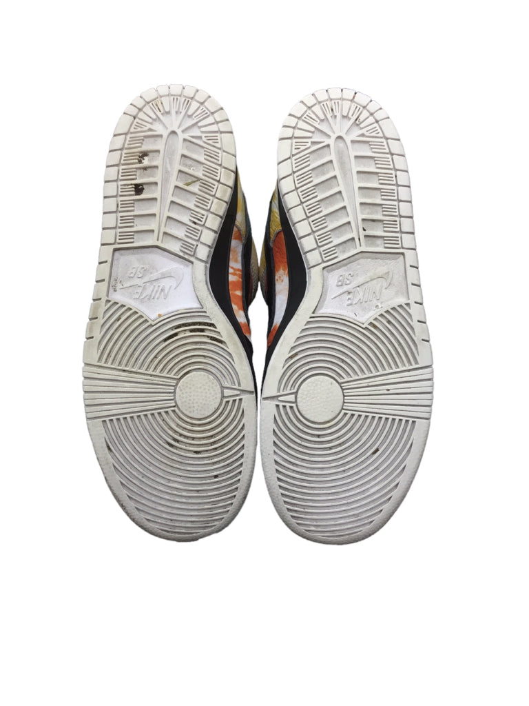 NIKE Shoe Size 9 Multi-Color Sneakers