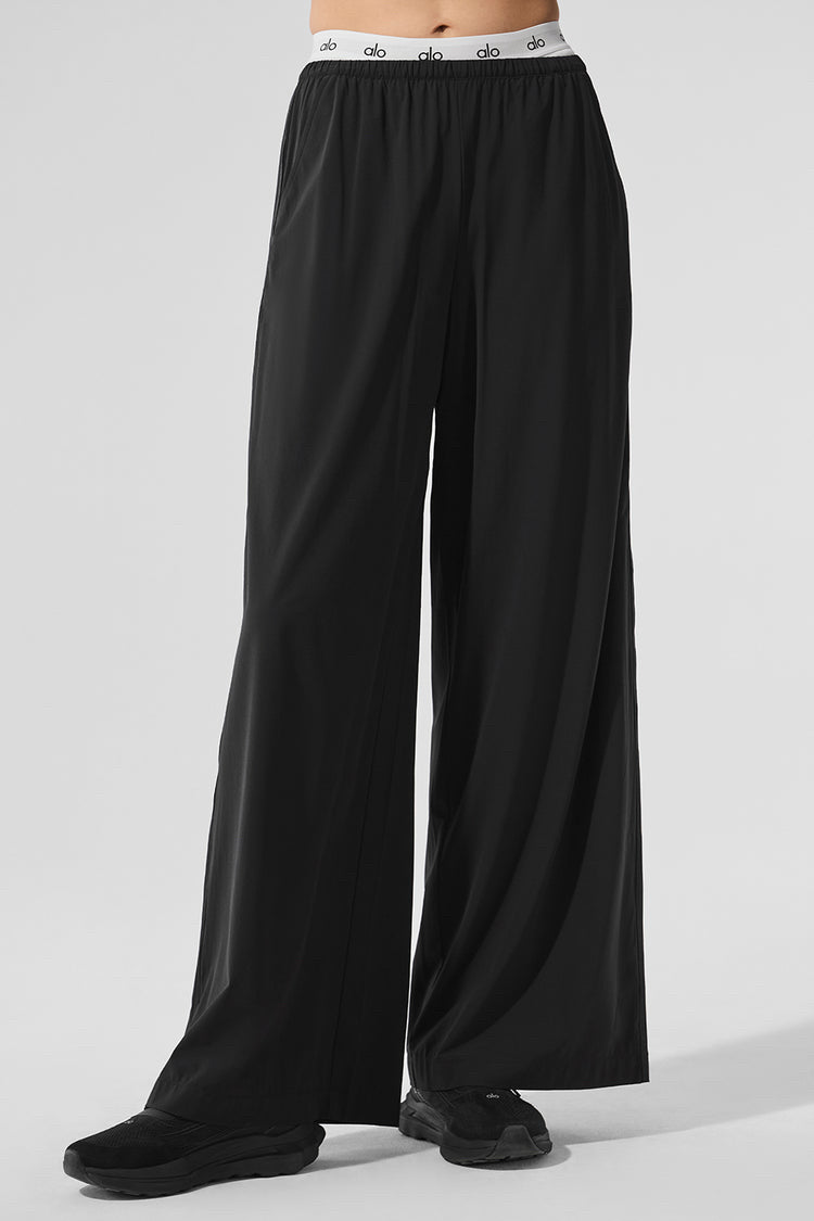 Alo Yoga Women Breezy Wide Leg Black Pant Sz M NWT