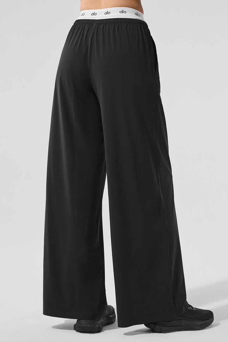 Alo Yoga Women Breezy Wide Leg Black Pant Sz M NWT
