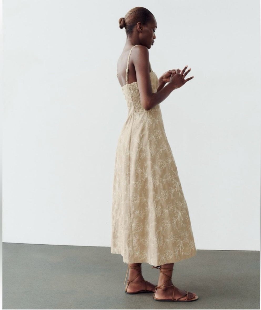 NWT Zara SS24 Embroidered Floral Midi Dress Ecru/Beige Wmns Sz M 3447/682