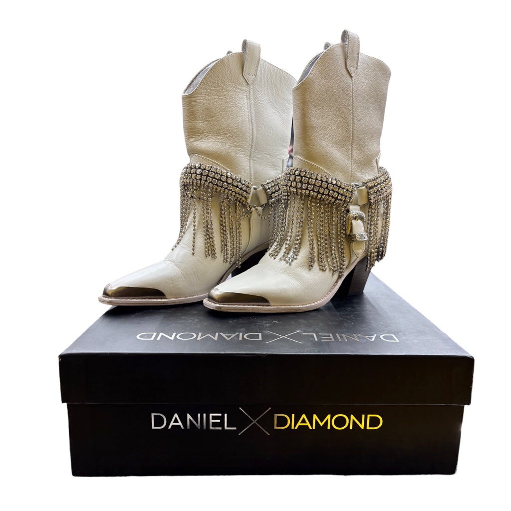 Daniel x Diamond High Noon Crystal-Harness White Western Heel Booties Shoe Wmns Sz 6 Boots