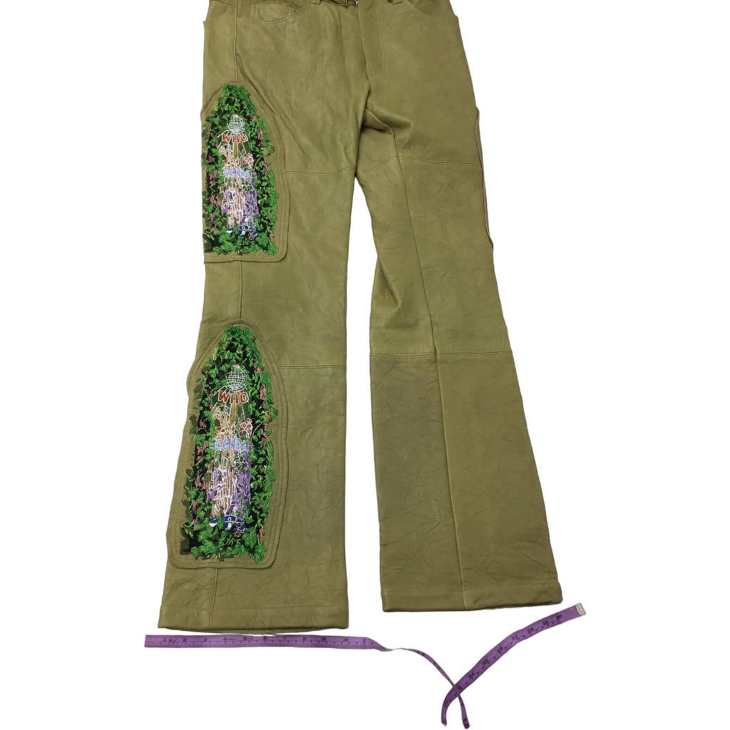 WHO DECIDES WAR Size 32 = MED Olive Jeans