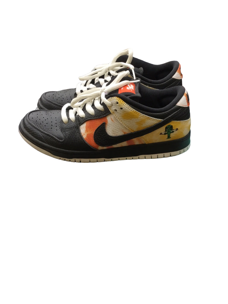 NIKE Shoe Size 9 Multi-Color Sneakers