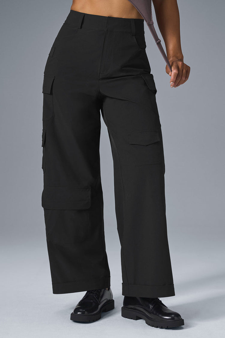 NWT Alo Yoga Mid Rise Workwear Black Cargo Pants Wmns Sz M