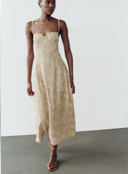 NWT Zara SS24 Embroidered Floral Midi Dress Ecru/Beige Wmns Sz M 3447/682
