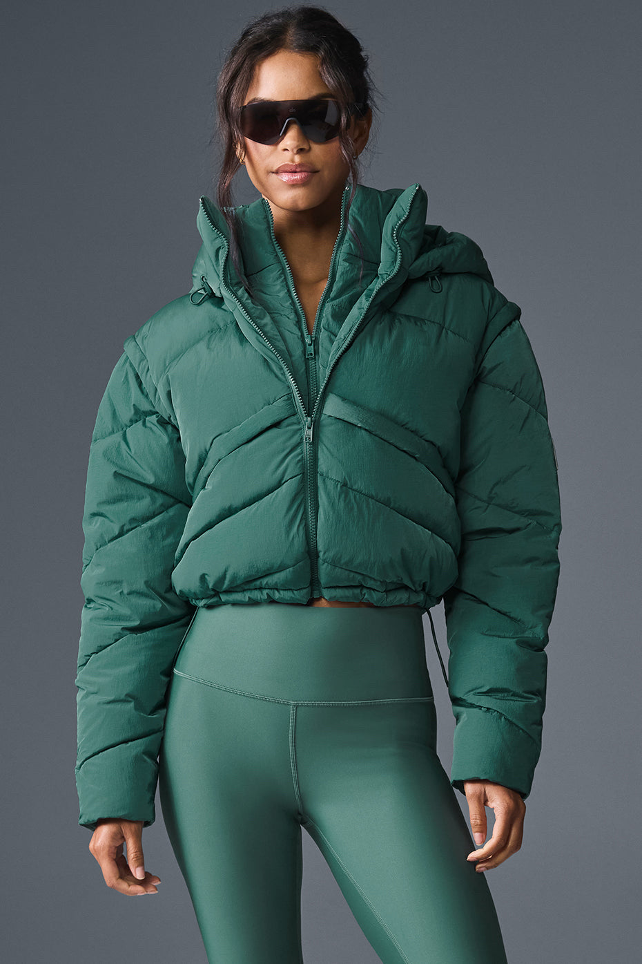 NWT ALO Yoga Glacier Cropped Puffer Wmns Sz M Limited Green Winter Ivy