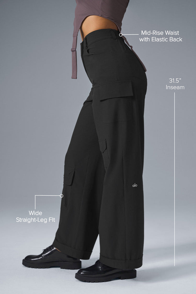 NWT Alo Yoga Mid Rise Workwear Black Cargo Pants Wmns Sz M