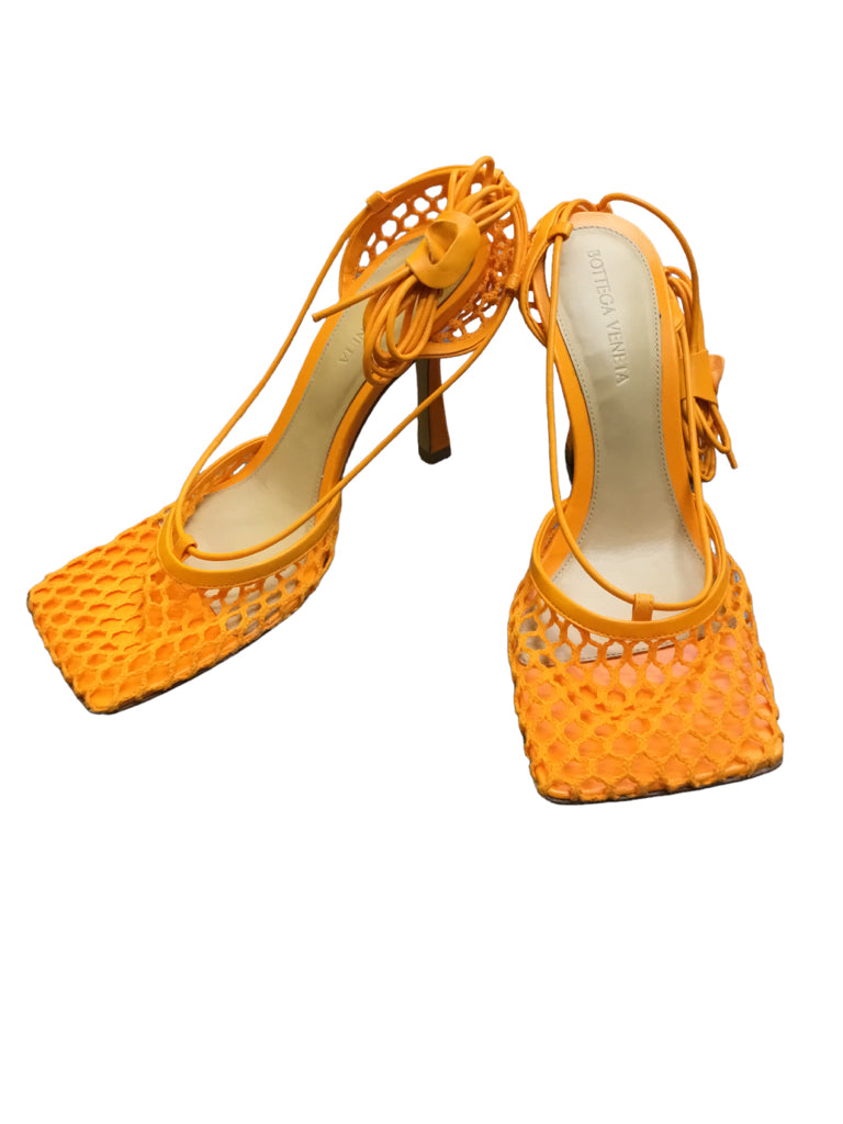 NWB BOTTEGA VENETA Stilleto Heels Sandals Shoe Size 37.5 Orange Netted Square Toe