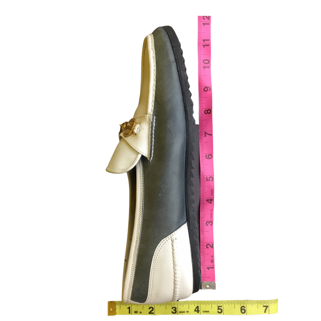 VINTAGE GUCCI size 6.5 White Loafers