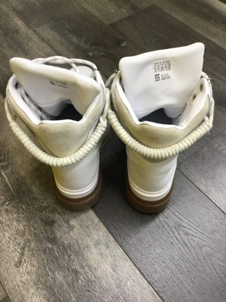 ADIDAS SHOES SNEAKERS Ivy Park Womans Sz 8 White Sleek Boots Gumsole Renaissance