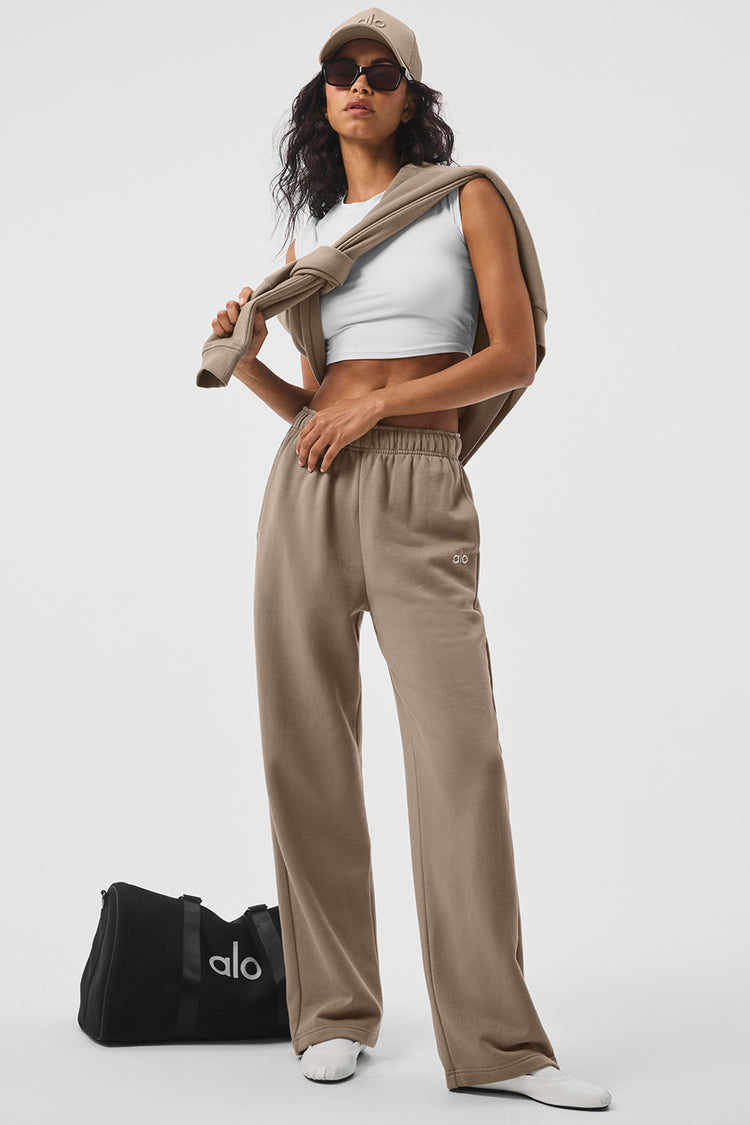 NWT Alo Yoga Accolade Straight Leg Gravel Sweatpant Wmns Sz M Khaki