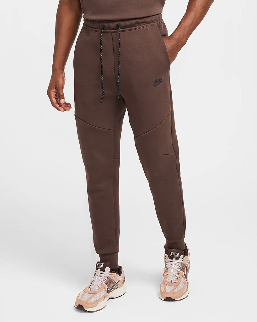 NWT NIKE TECH MENS FLEECE JOGGERS SIZE XL SWEATPANTS CHOCOLATE TAPER