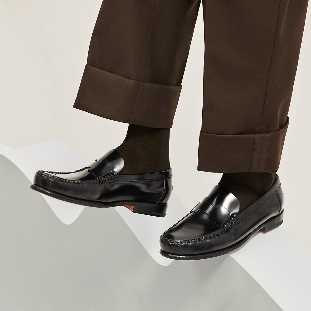 NWB Hermes Kennedy Loafer Mens Sz 44.5 Black Calf Skin Leather Slip Dress shoe