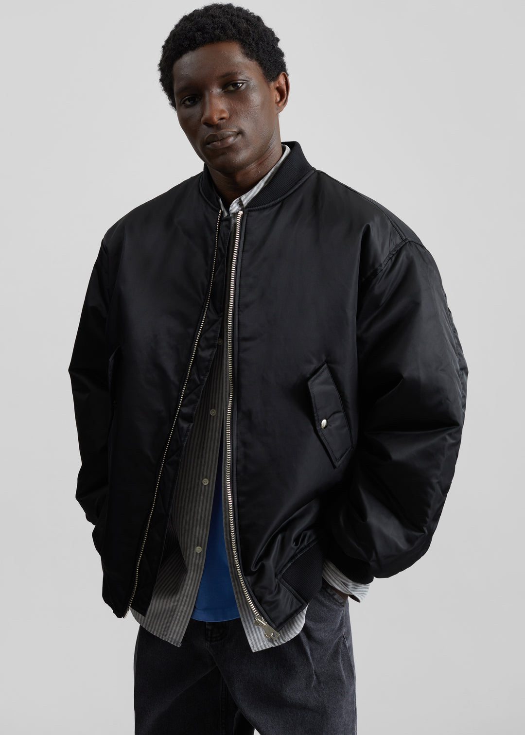 NWOT The Frankie Shop Astra Black Unisex Bomber Zip Up Jacket Sz M/L