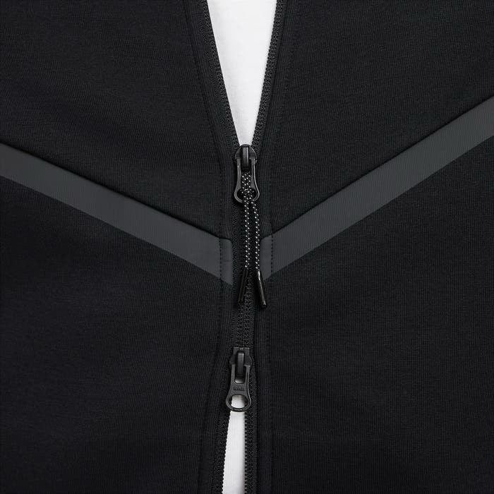 NWT NIKE Tech sz Medium Black Zip up Hoodie