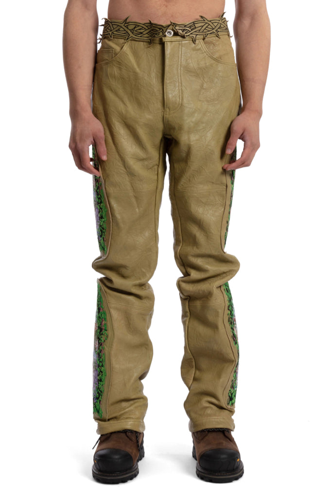 WHO DECIDES WAR Size 32 = MED Olive Jeans